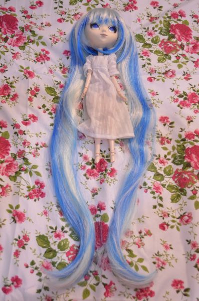 Wig Cancan Hatsune Miku Snow